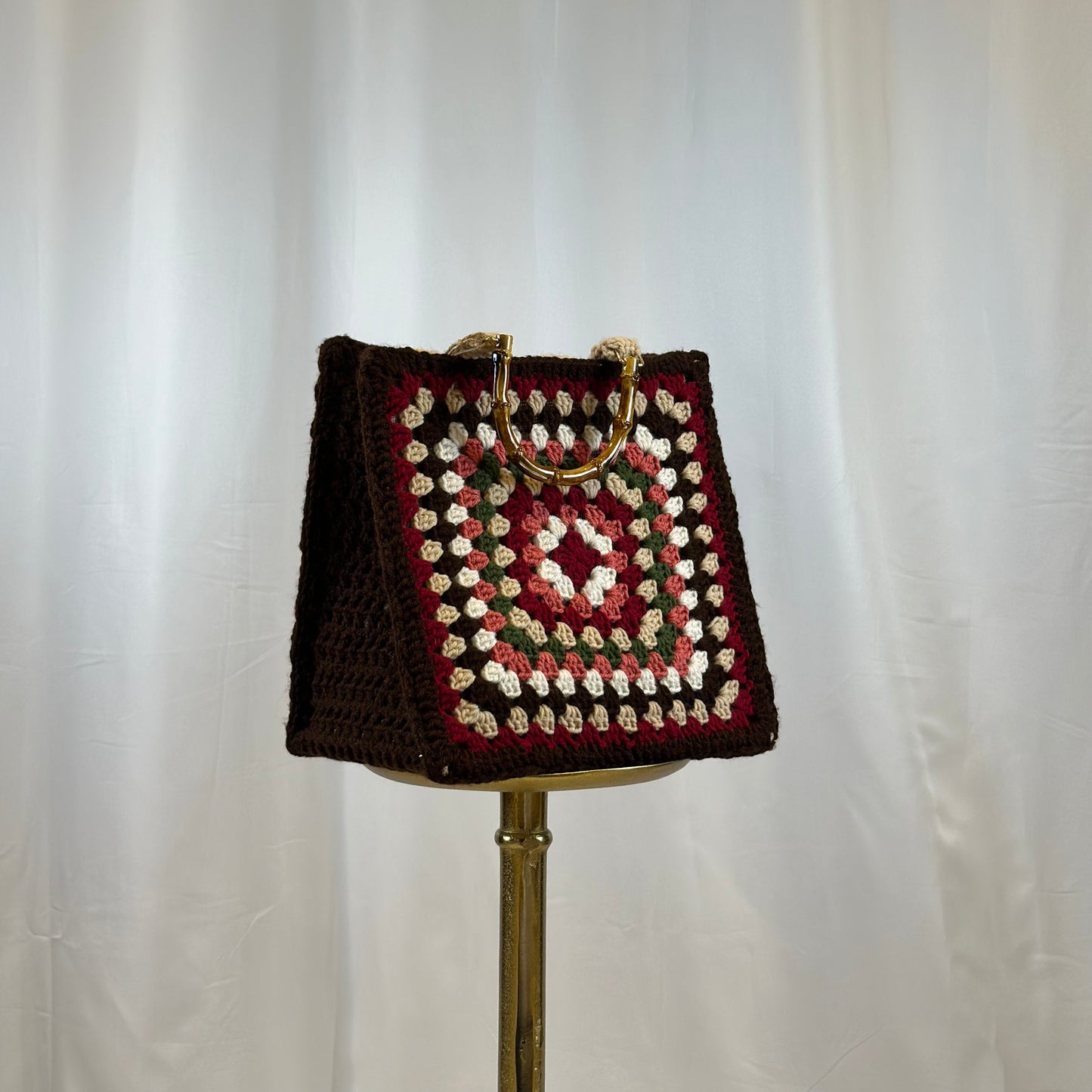 Handmade Crochet Bag: Colorful Yarn, Durable Gift