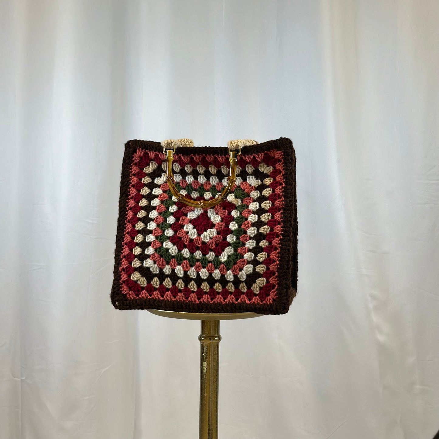 Handmade Crochet Bag: Colorful Yarn, Durable Gift