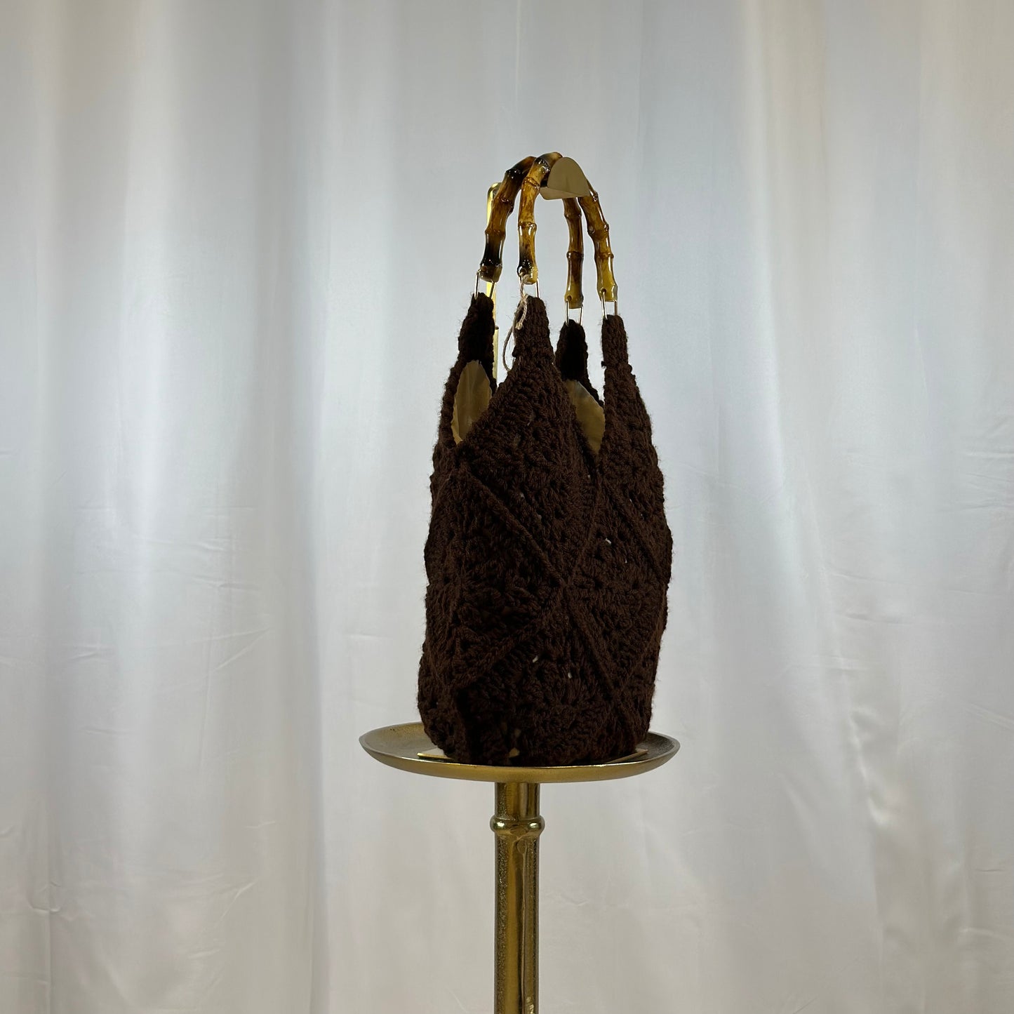 Handmade Crochet Bag: Colorful Yarn, Durable Design