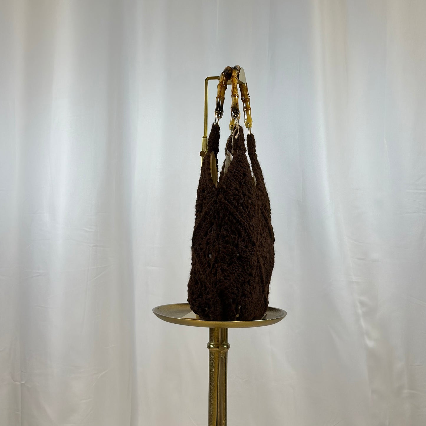 Handmade Crochet Bag: Colorful Yarn, Durable Design