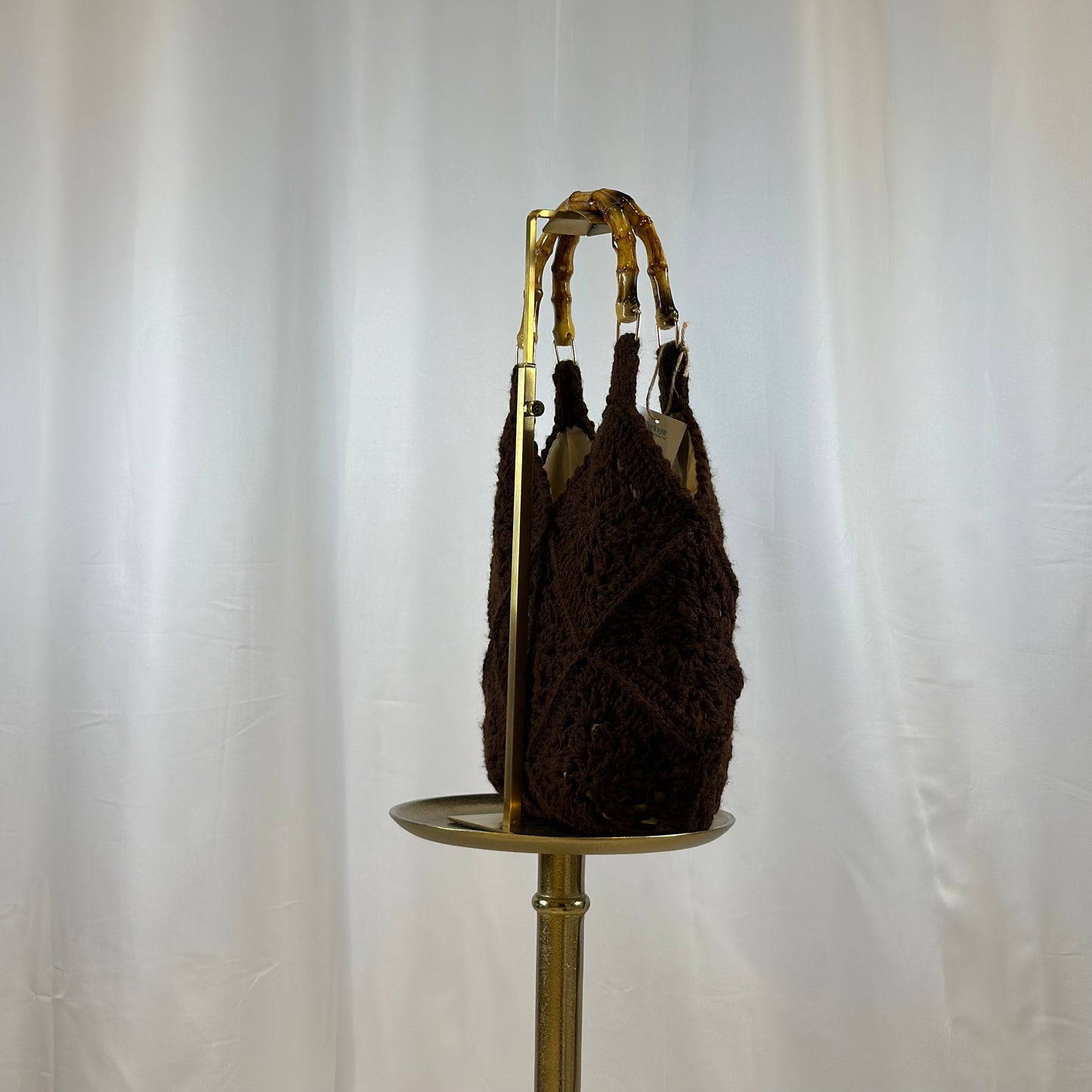 Handmade Crochet Bag: Colorful Yarn, Durable Design