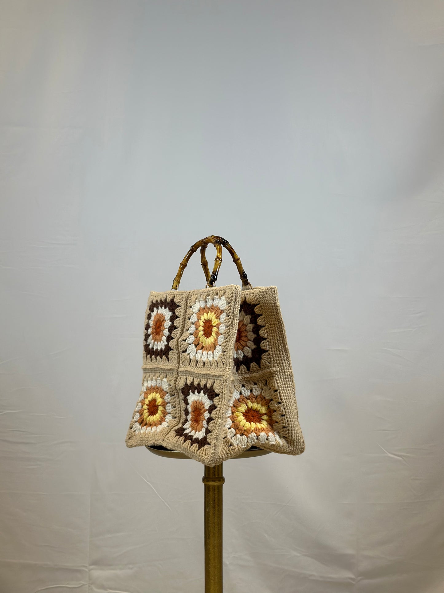 Handmade Crochet Bag: Colorful Yarn, Durable Gift