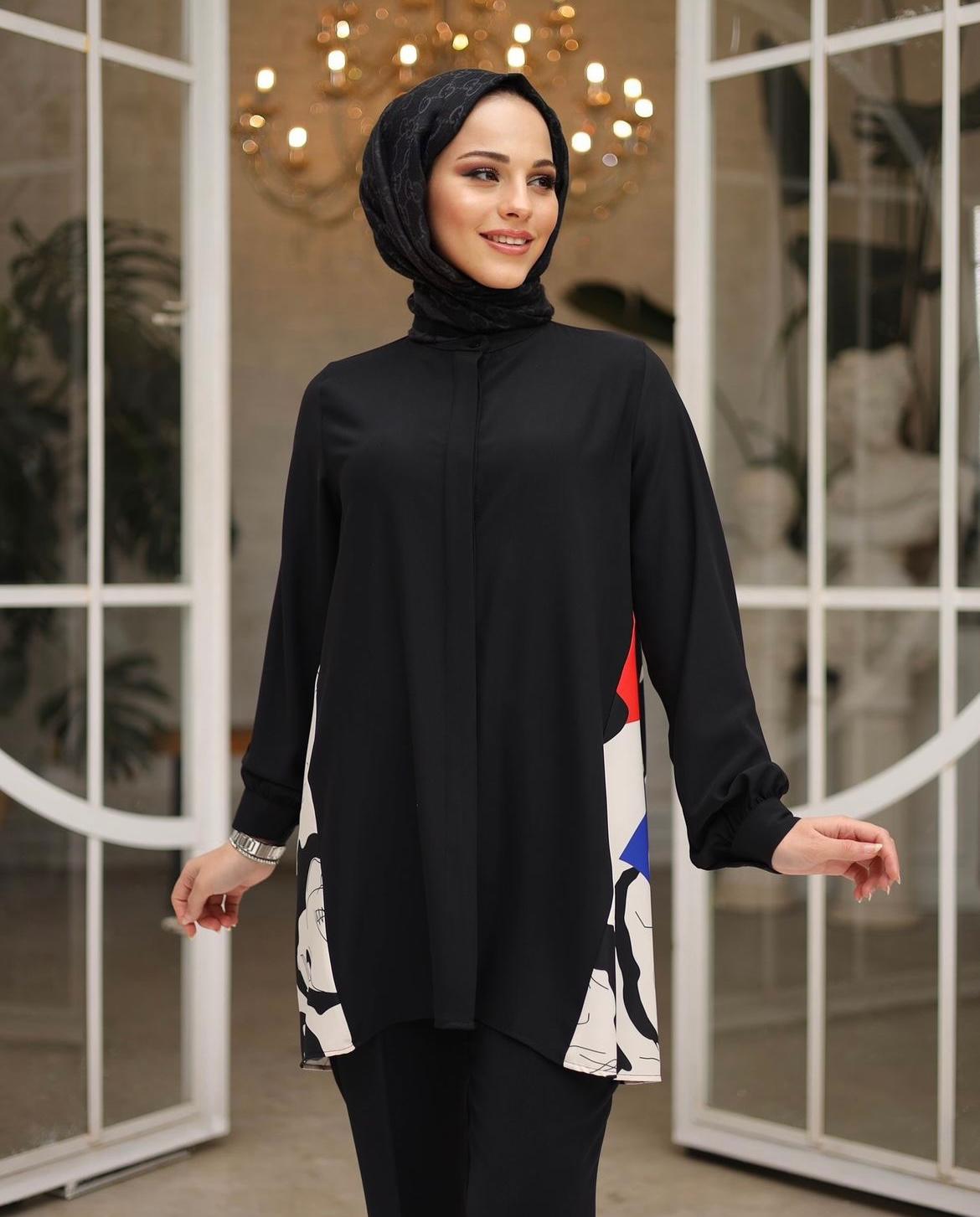 Blossom New Arrival: Elegant/Stylish Black Shirt/Tunic