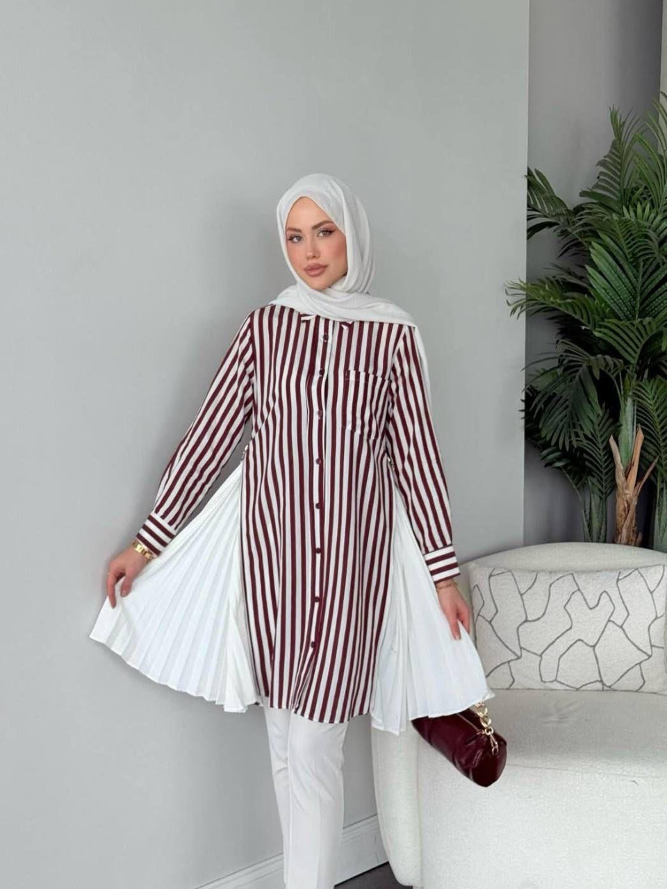 Red Stripe Blossom Collection Linen-Cotton Shirt