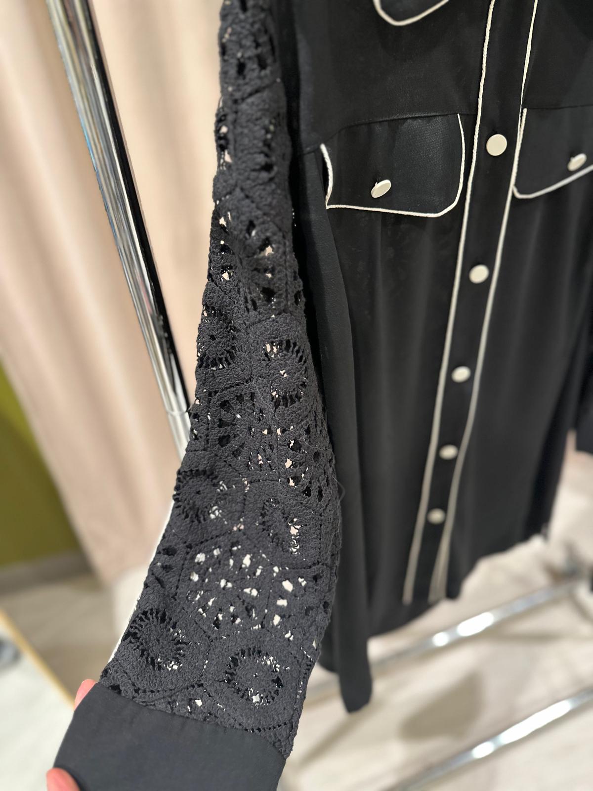 Plus Size Black Button-Front Top &amp; Pants Set with Lace Sleeves – Fatma Danışman