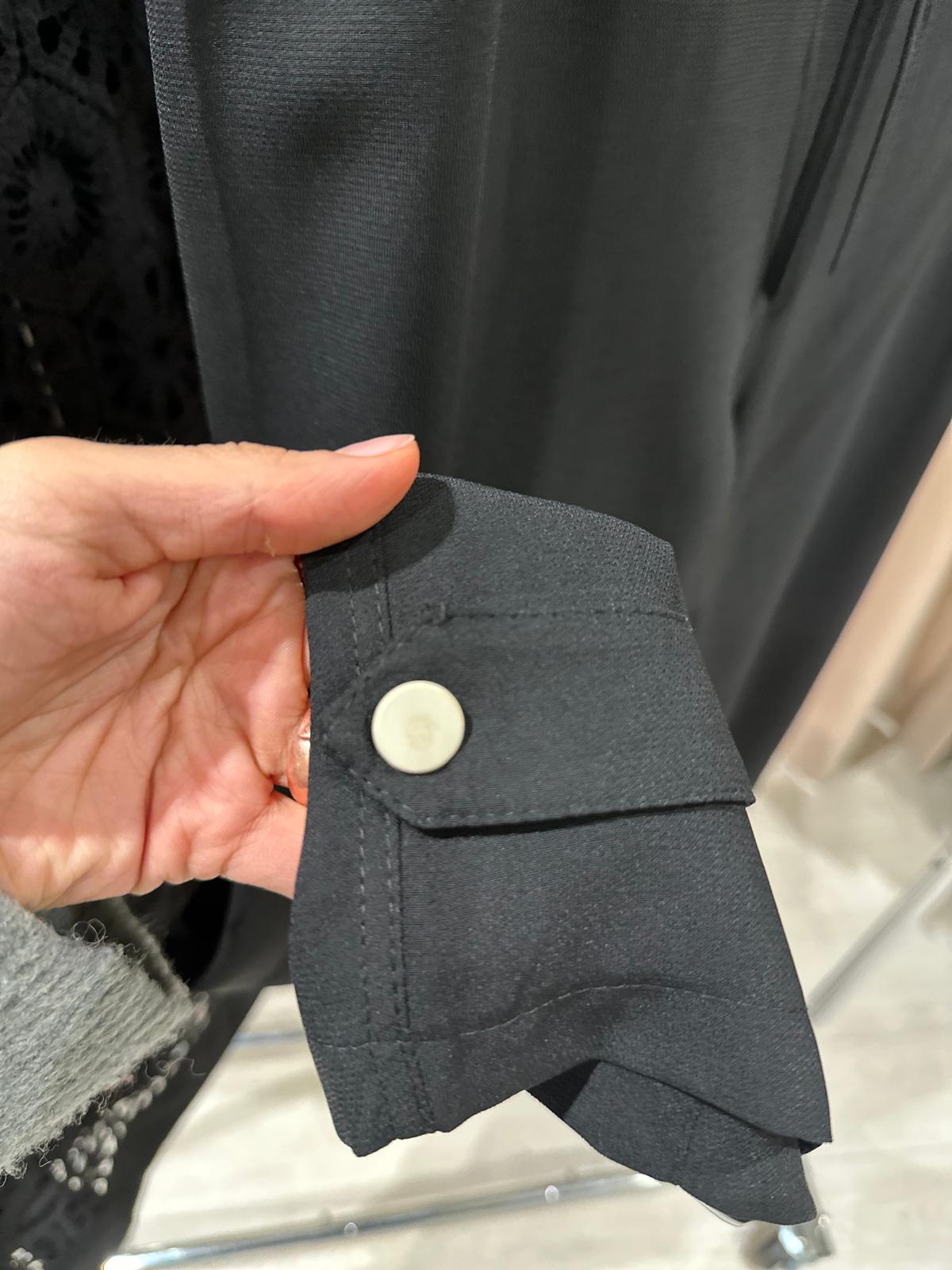 Plus Size Black Button-Front Top &amp; Pants Set with Lace Sleeves – Fatma Danışman