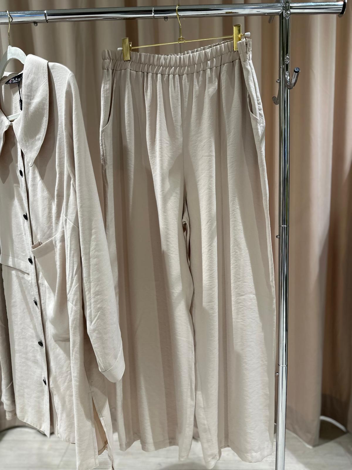 Plus Size Beige Button-Front Top &amp; Pants Set with Side Stripe – Fatma Danışman