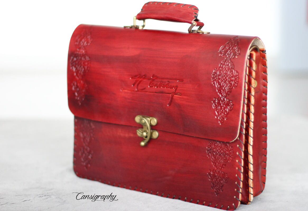 Ottoman-style leather bag