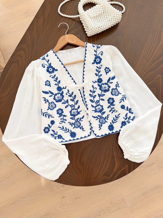 Ethnic Patterned Balloon Sleeve Blouse