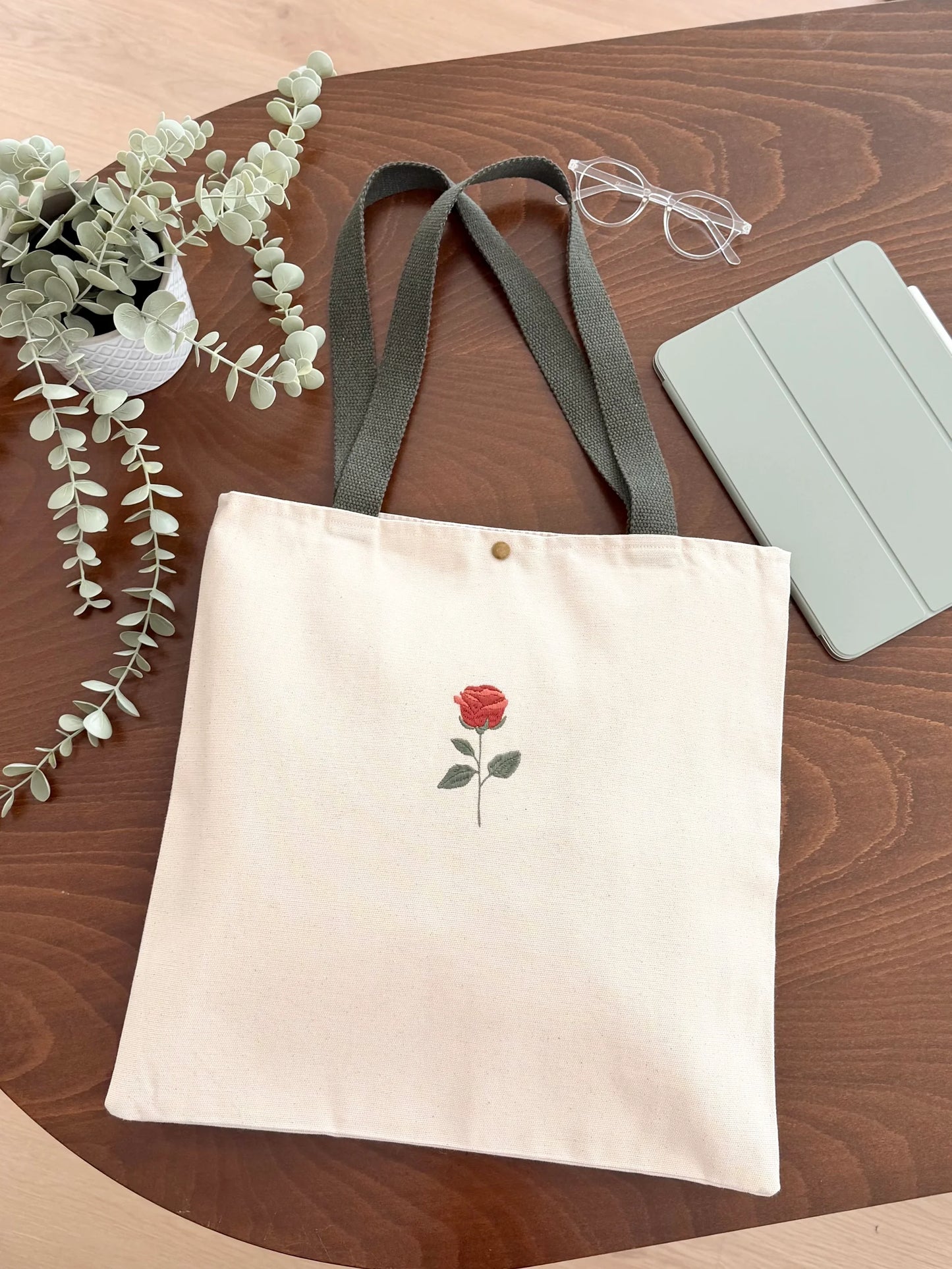 Single Floral Embroidered Kanvas Bag