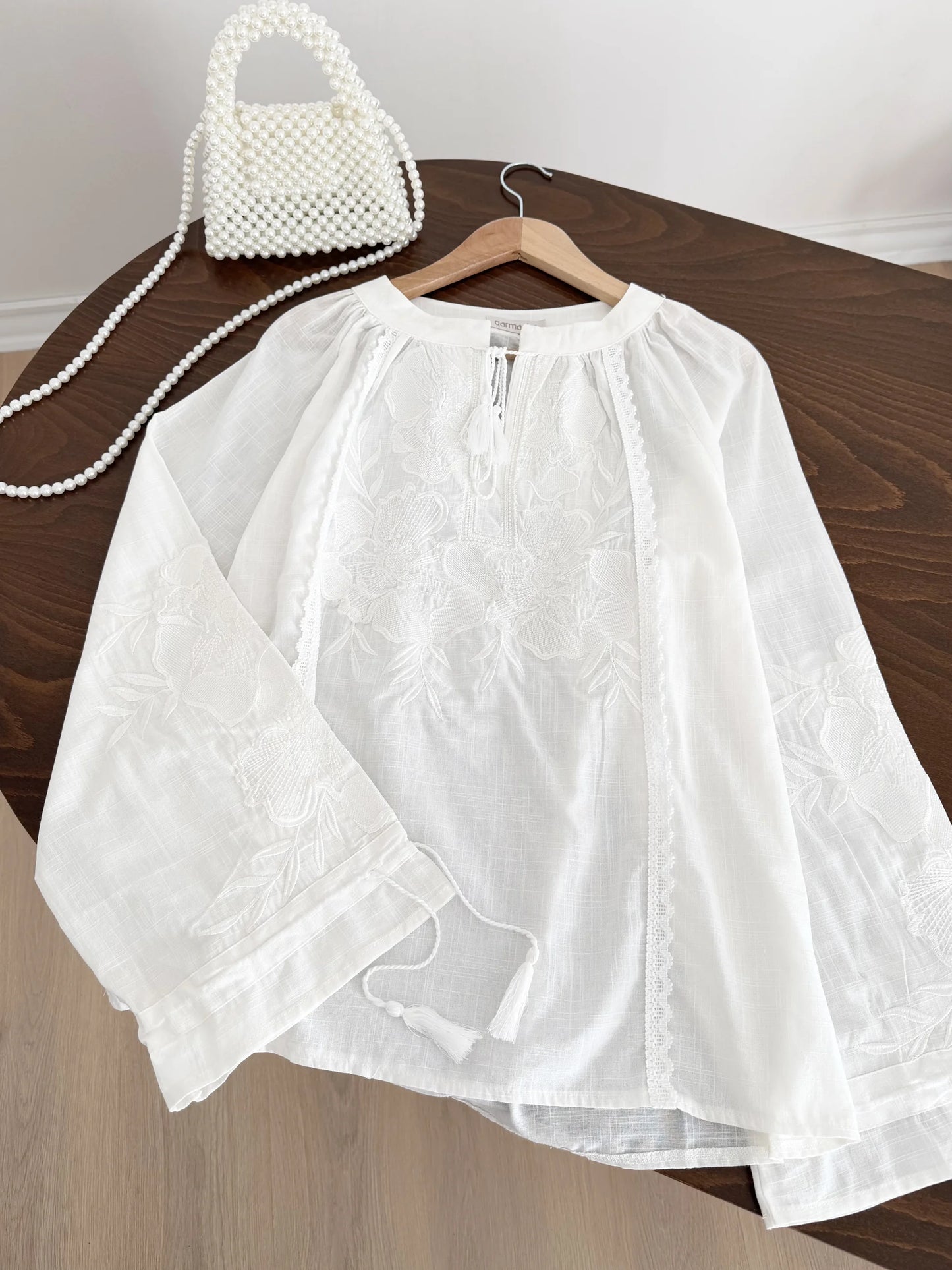 Floral Scalloped Linen Blouse