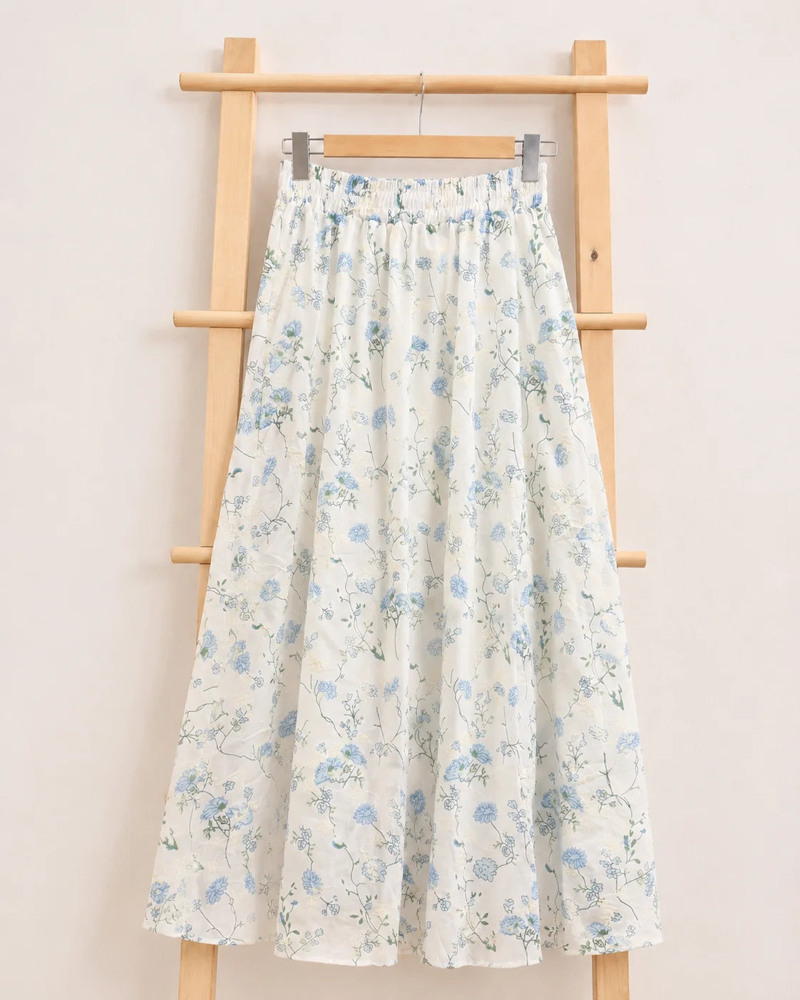 Floral Patterned Embroidered Skirt