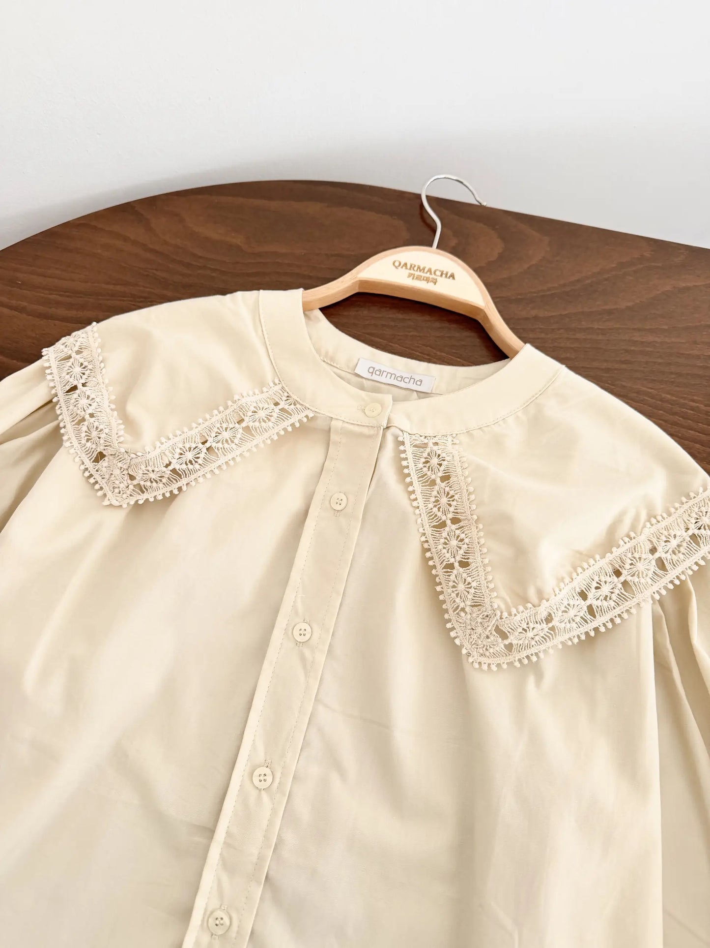 Sweetheart Neck Balloon Sleeve Shirt