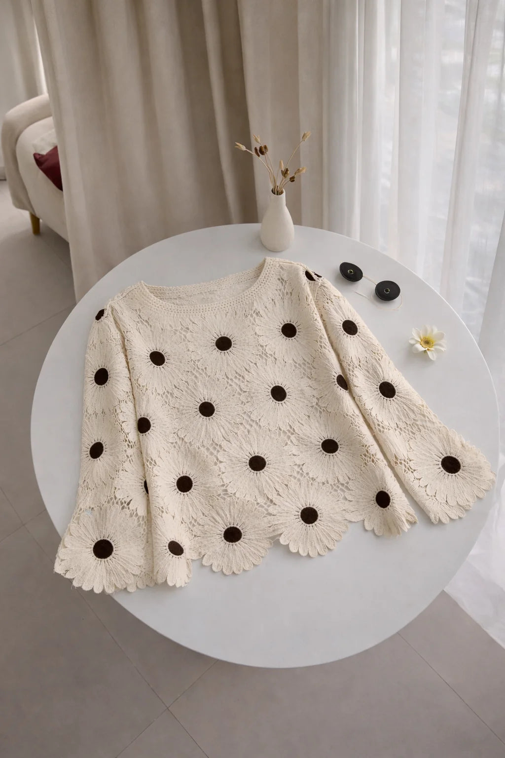Daisy Patterned Knit Blouse