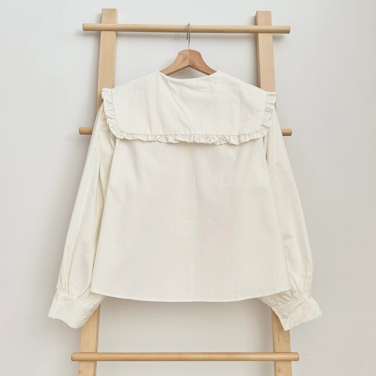 Ruffle Neck Short Shirt