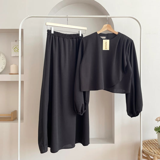 Knit Gathered Crepe Set