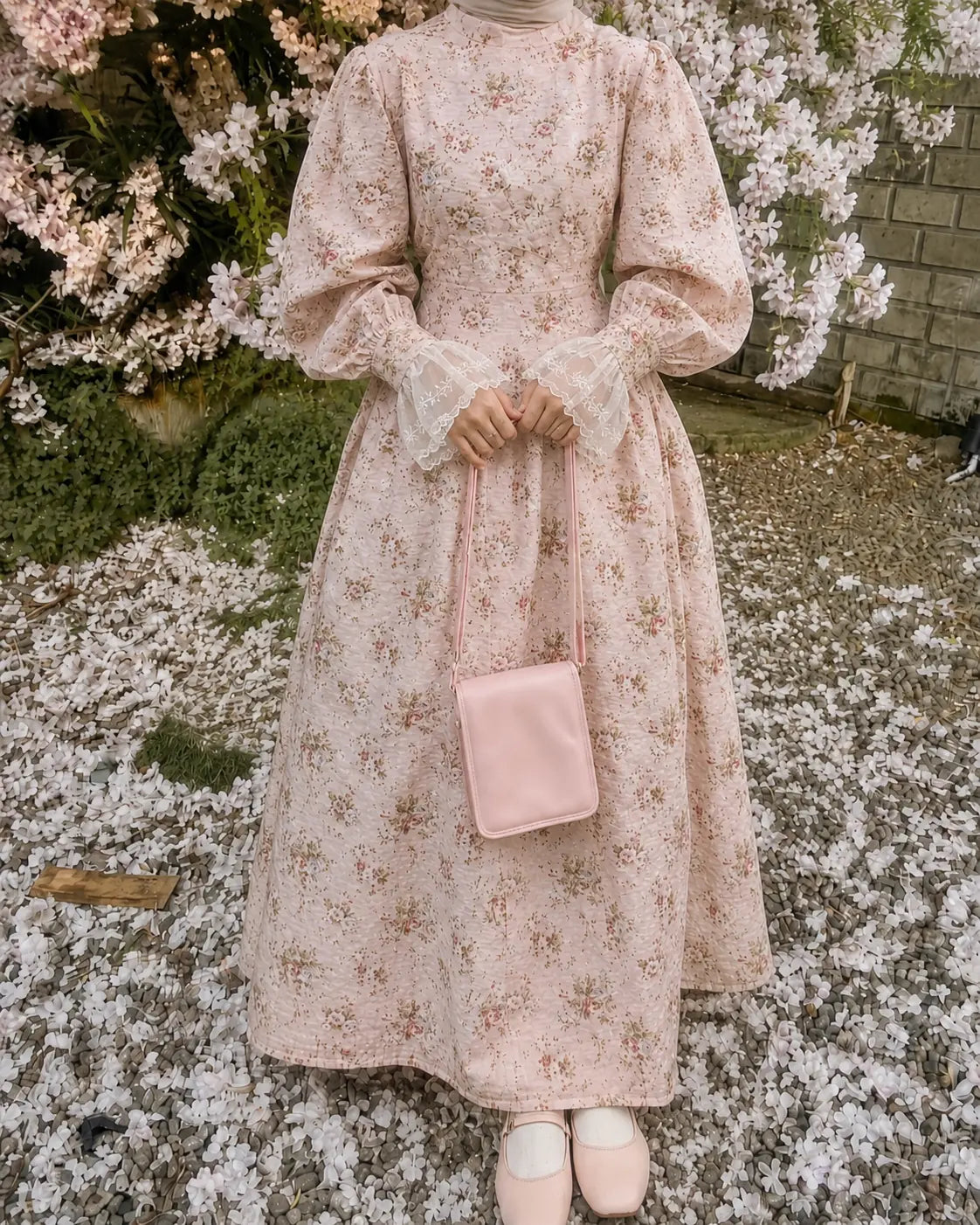 Vintage Floral Patterned Dress