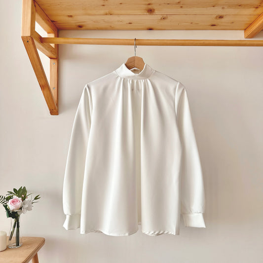 Collar Gathered Shirt