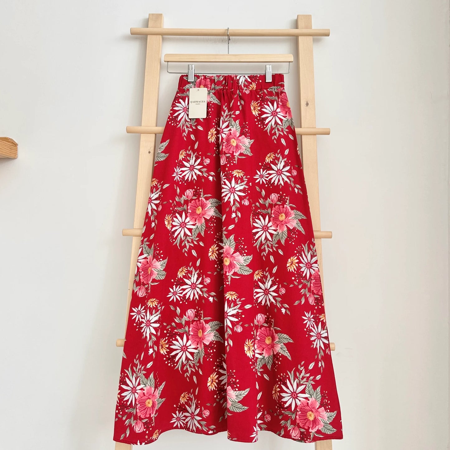Daisy Patterned Satin Flared Skirt