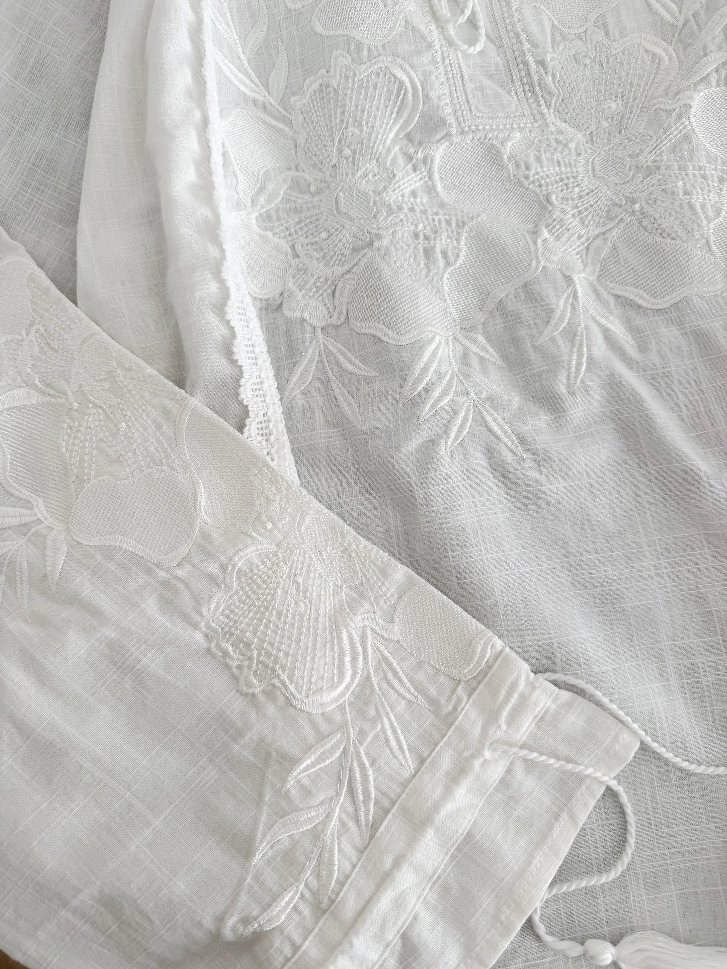 Floral Scalloped Linen Blouse