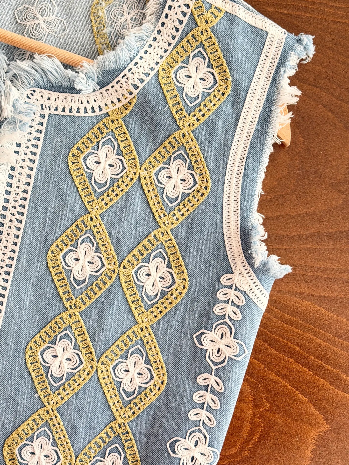 Tasseled Chain Embroidered Denim Yelek