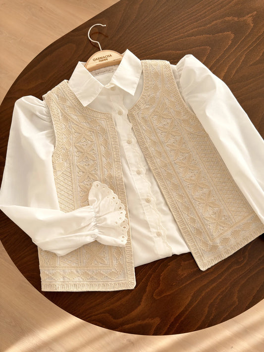 Embroidery Detail Crop Yelek