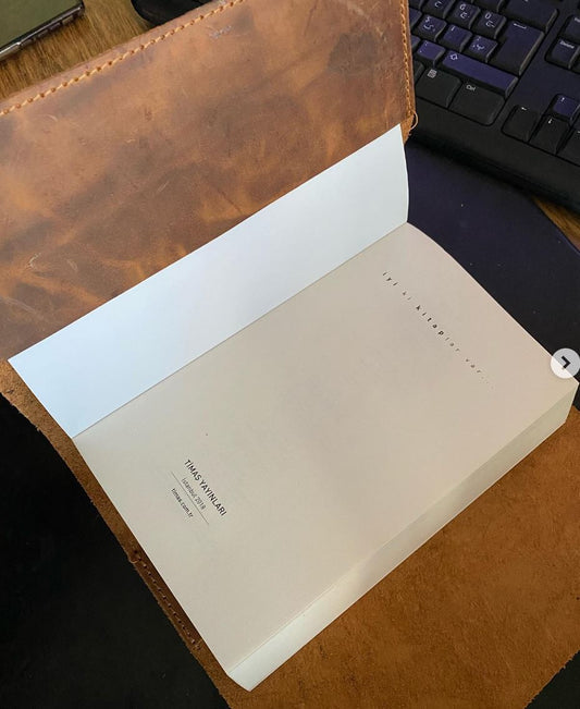 Custom Design Shelving Units Luxury Handmade Bookshelves Exquisite Tailored Wooden Bookcases Unique Artisan-Crafted Display Units Personalized Vintage